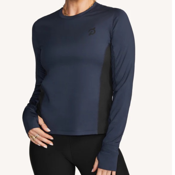 NWT Peloton long sleeve warm up shirt Navy L with zipper pouch - Picture 2 of 6